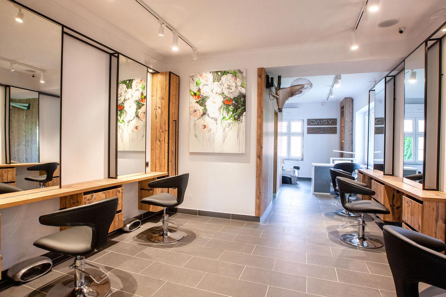 Salon DAISY
